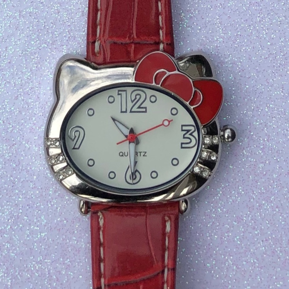 🌹✅Little Kitty Watch with Genuine Leather band.